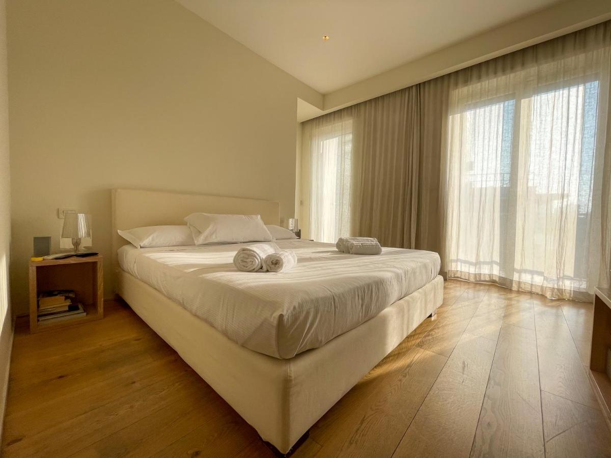 Ferienwohnung Luxury Penthouse With Stunning View And Hammam Mailand Exterior foto