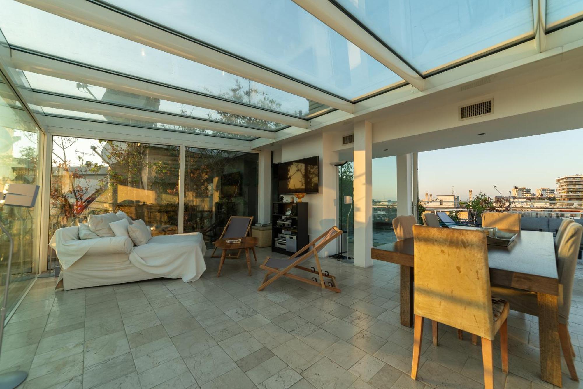 Ferienwohnung Luxury Penthouse With Stunning View And Hammam Mailand Exterior foto