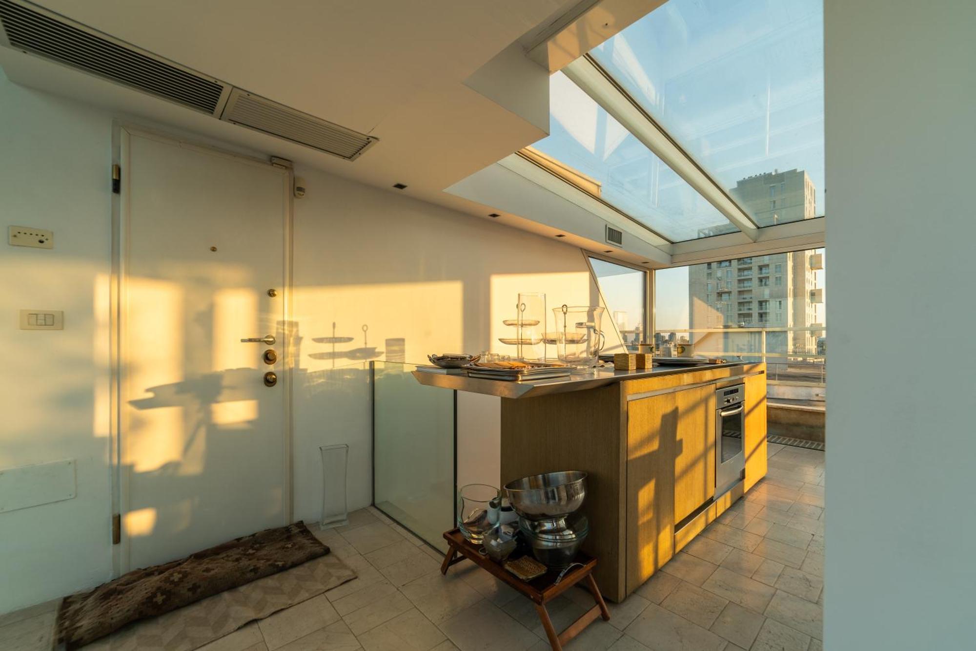 Ferienwohnung Luxury Penthouse With Stunning View And Hammam Mailand Exterior foto