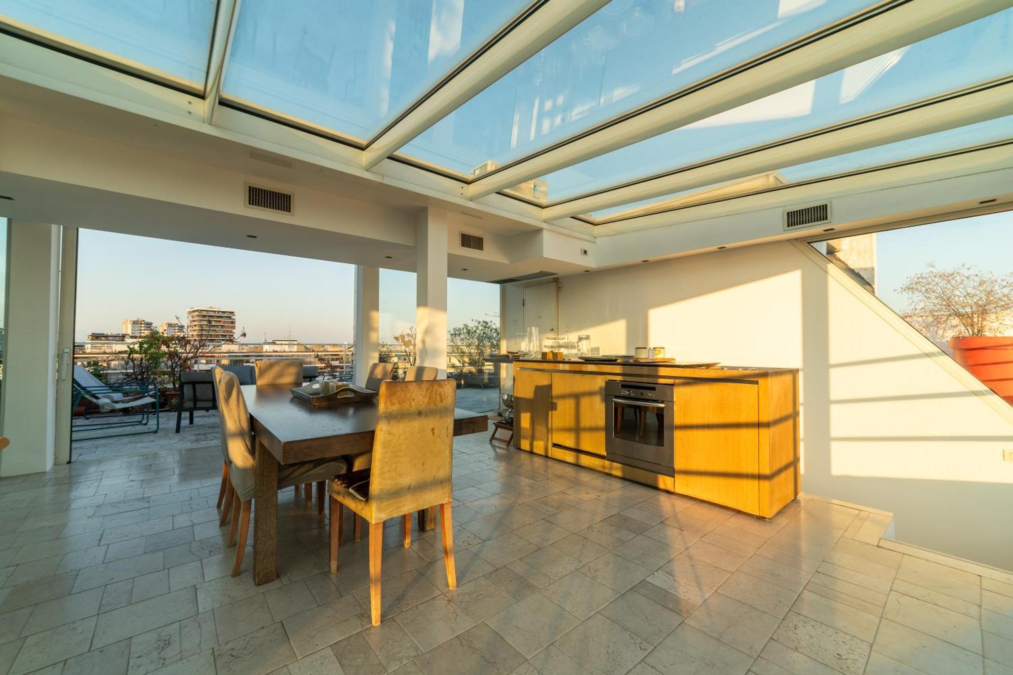 Ferienwohnung Luxury Penthouse With Stunning View And Hammam Mailand Exterior foto
