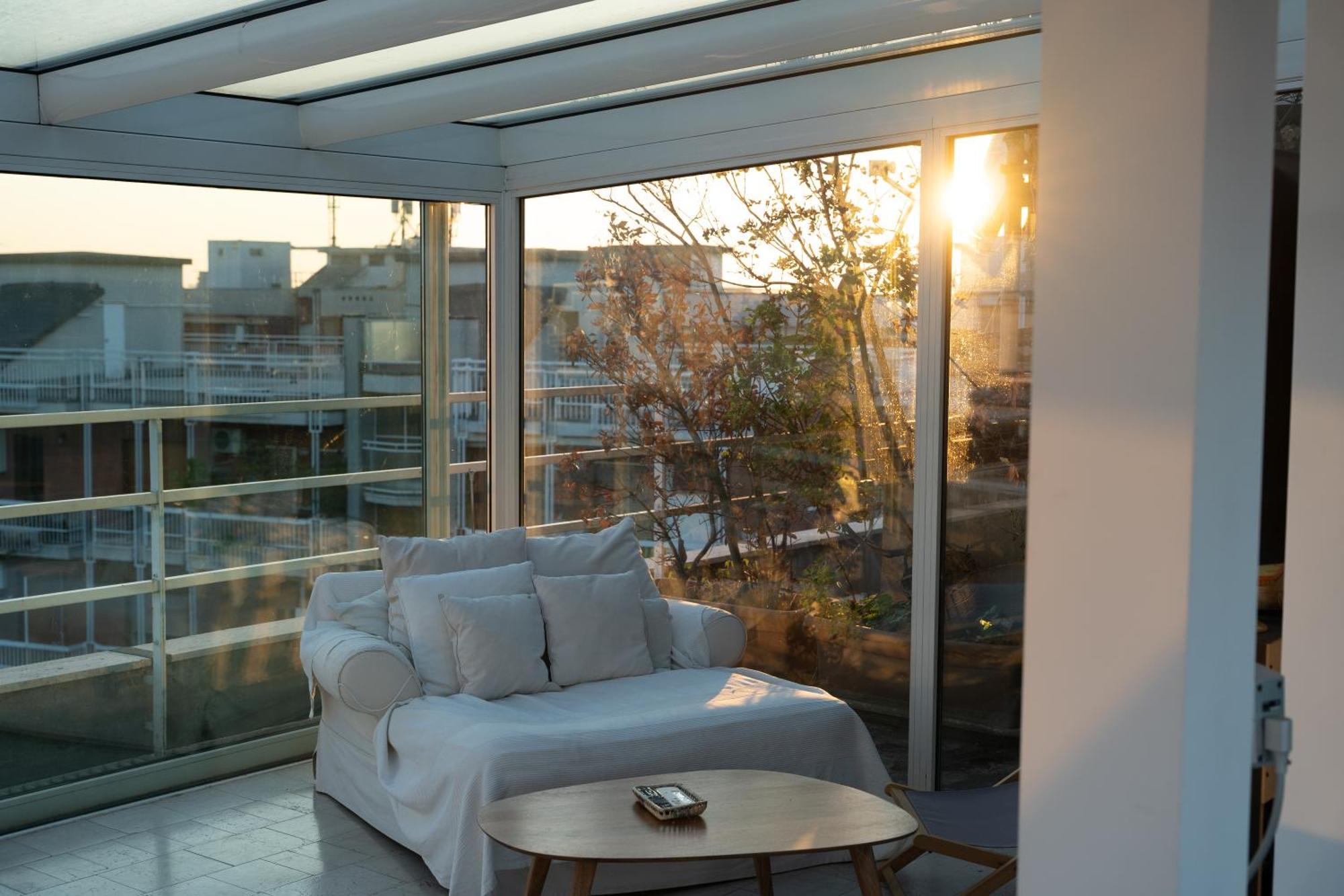 Ferienwohnung Luxury Penthouse With Stunning View And Hammam Mailand Exterior foto