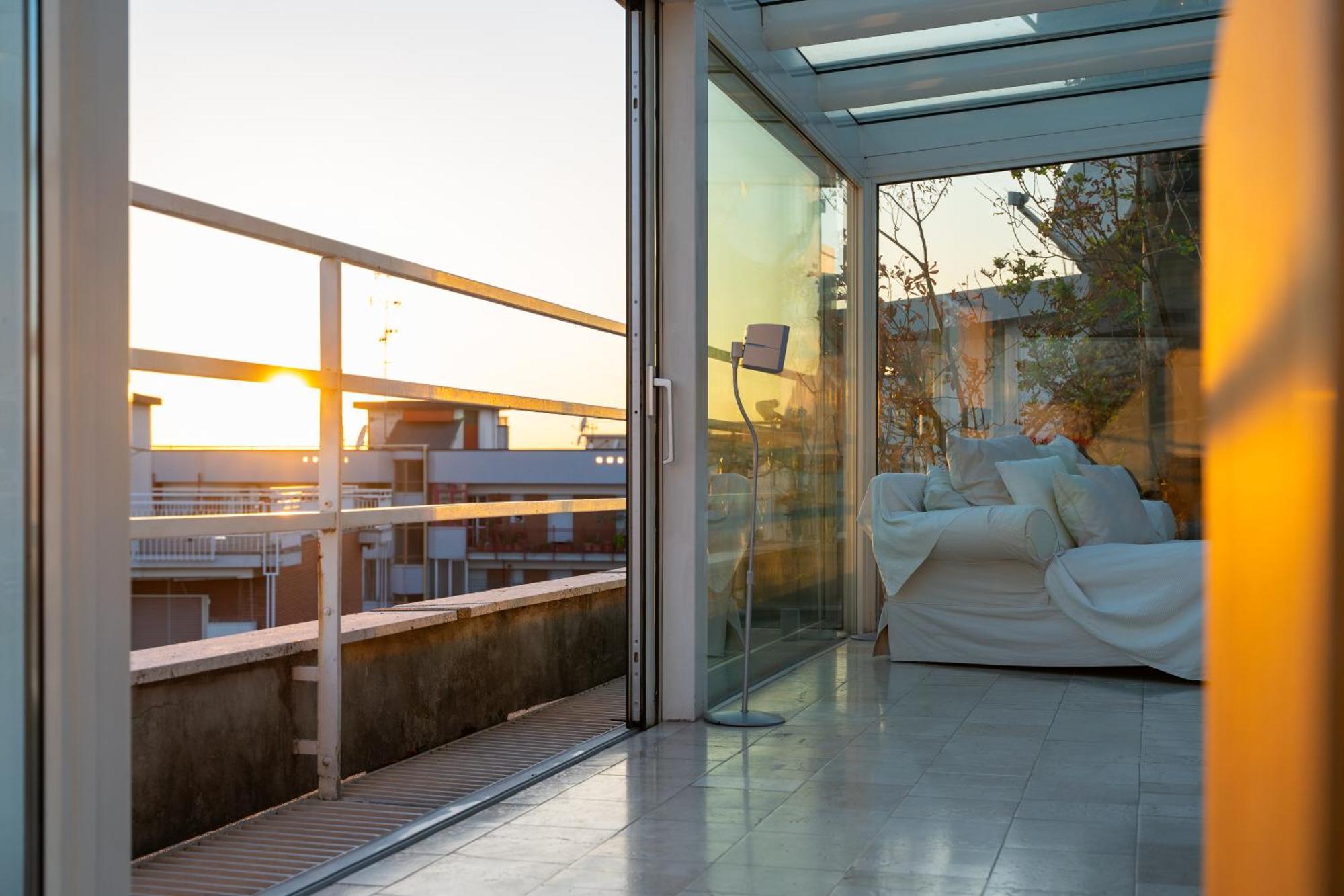 Ferienwohnung Luxury Penthouse With Stunning View And Hammam Mailand Exterior foto