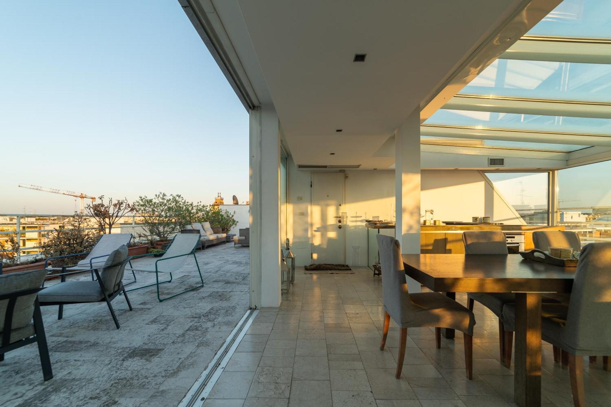 Ferienwohnung Luxury Penthouse With Stunning View And Hammam Mailand Exterior foto