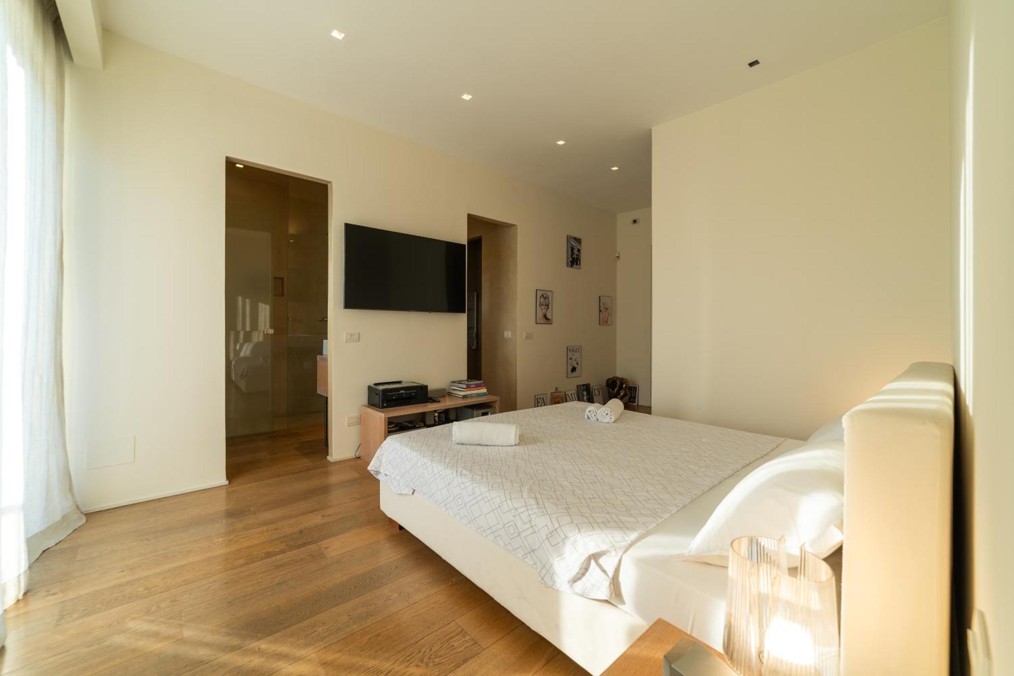 Ferienwohnung Luxury Penthouse With Stunning View And Hammam Mailand Exterior foto